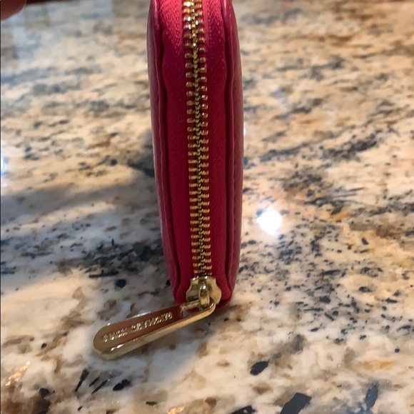 PRICE DROP! Michael Kors Leather Wallet - Picture 7 of 7